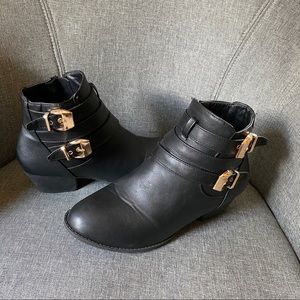Black Cross-Strap Chase Bootie